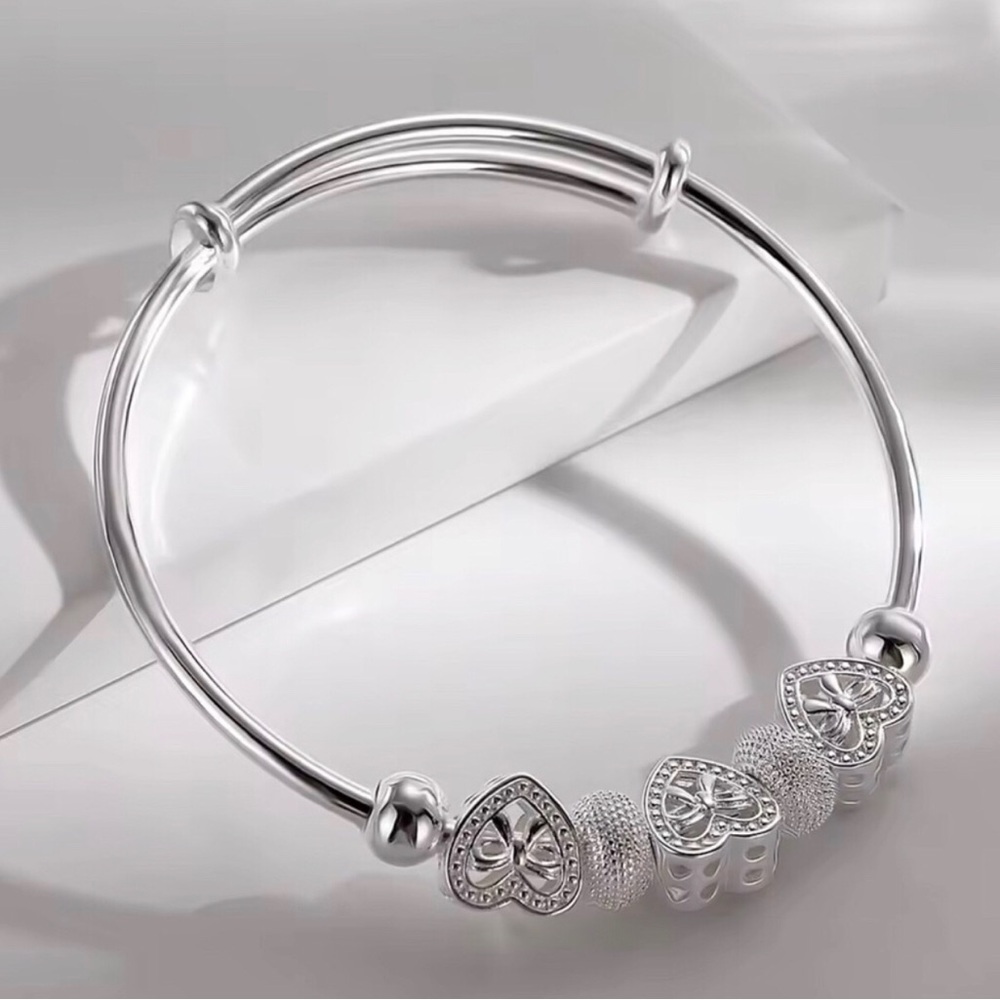 Sterling Silver Heart Charm Bangle Bracelet